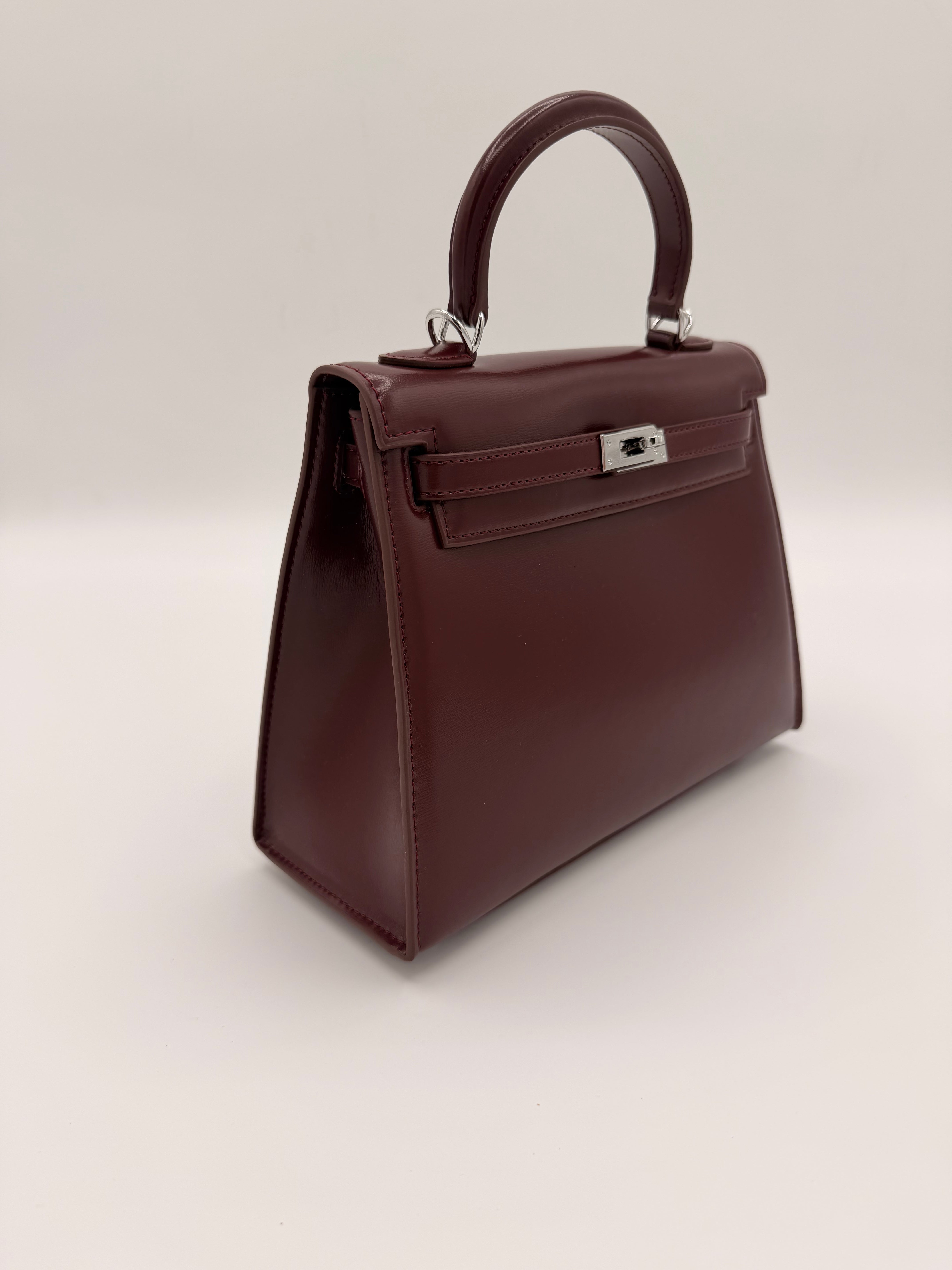 MIYA « CHERRY GLOSS »