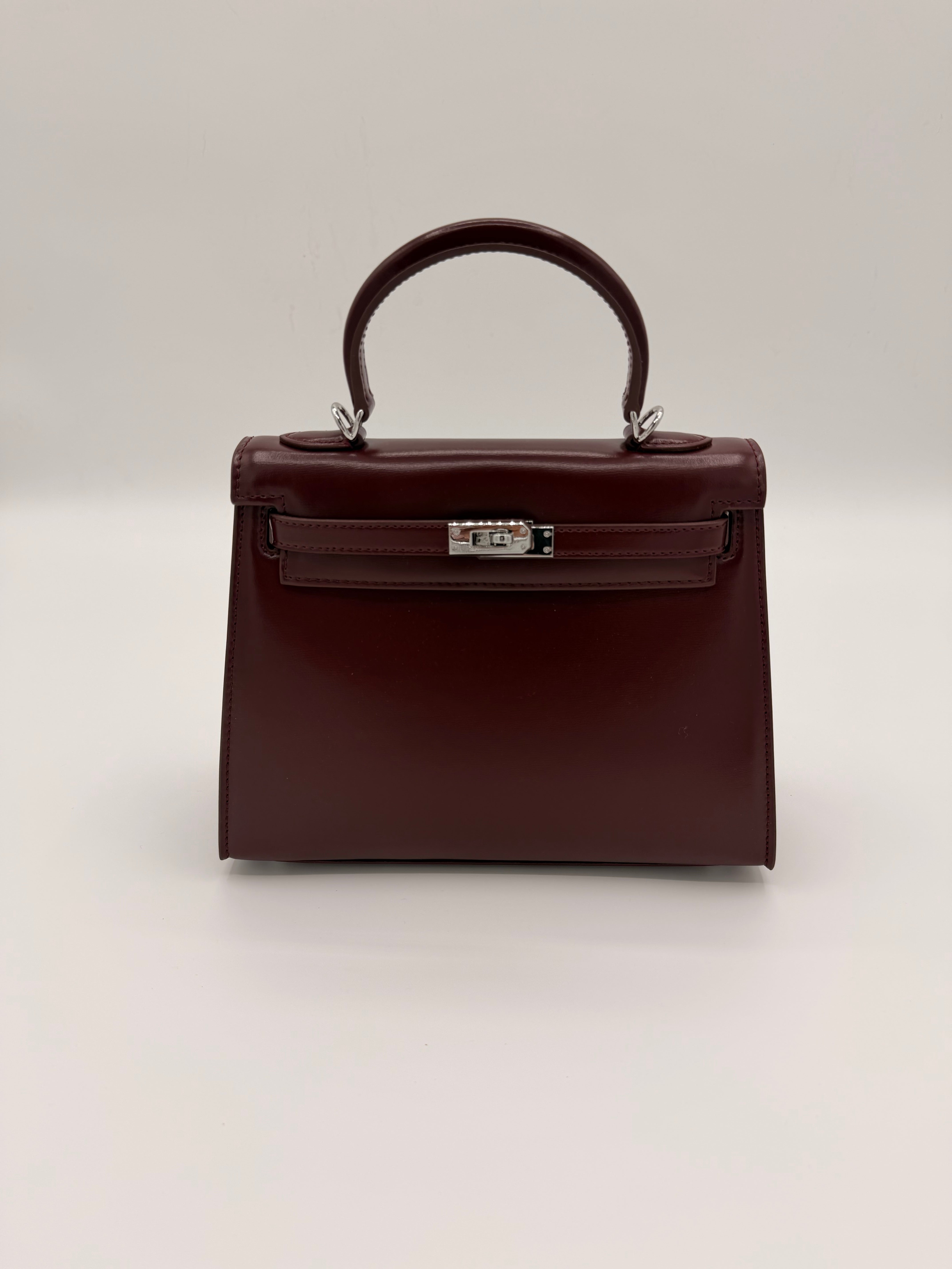 MIYA « CHERRY GLOSS »